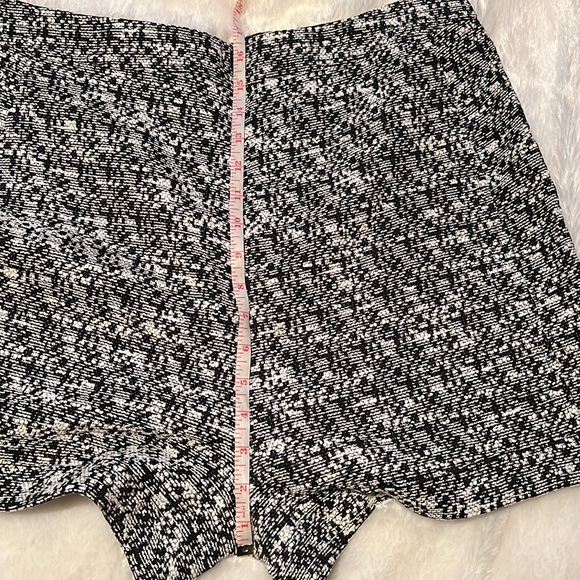 Super High Waisted Tweed Sailor Short - Picture 7 of 8